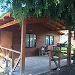 Cabanas El Manio, A Pasos De Ojos Del Caburgua Y Playa Caburgua