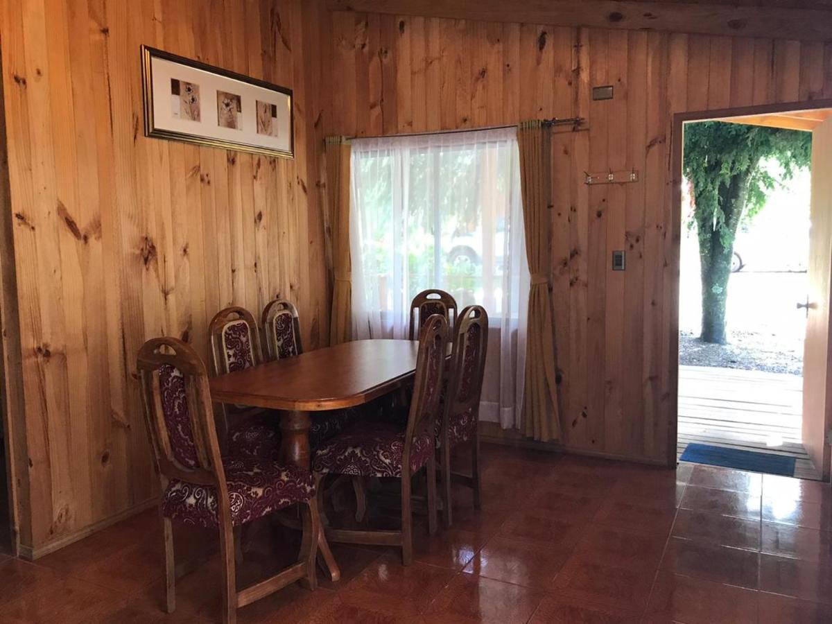 Cabanas El Manio, A Pasos De Ojos Del Caburgua Y Playa Caburgua *